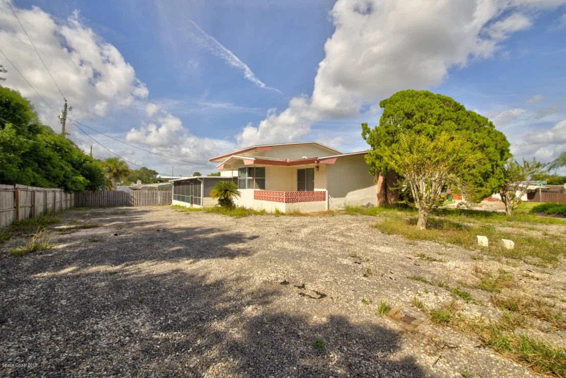 Photo of 381 Chester Drive