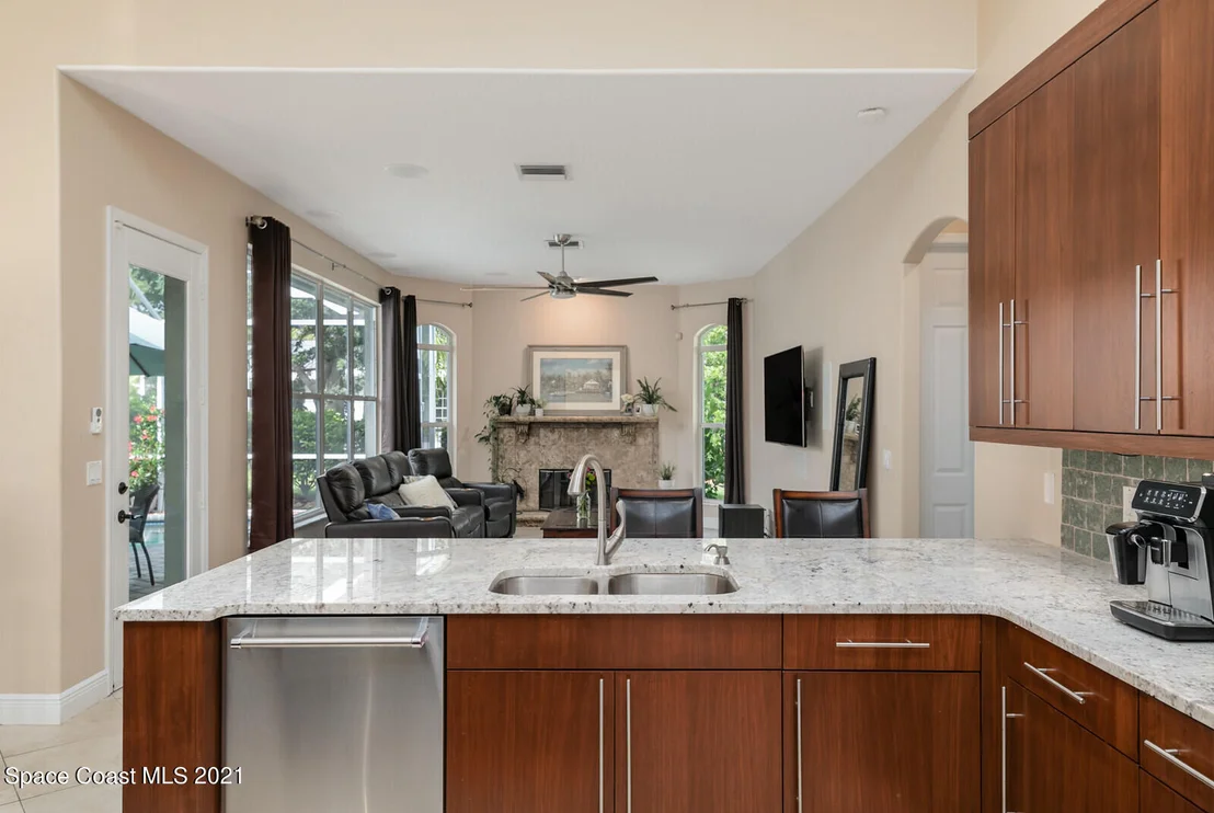 Photo of 800 Peregrine Drive