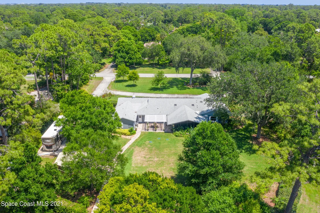 Photo of 1180 Ashlyn Drive
