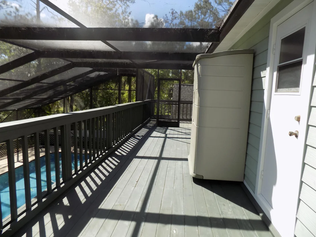 Photo of 970 Bluegrass Lane