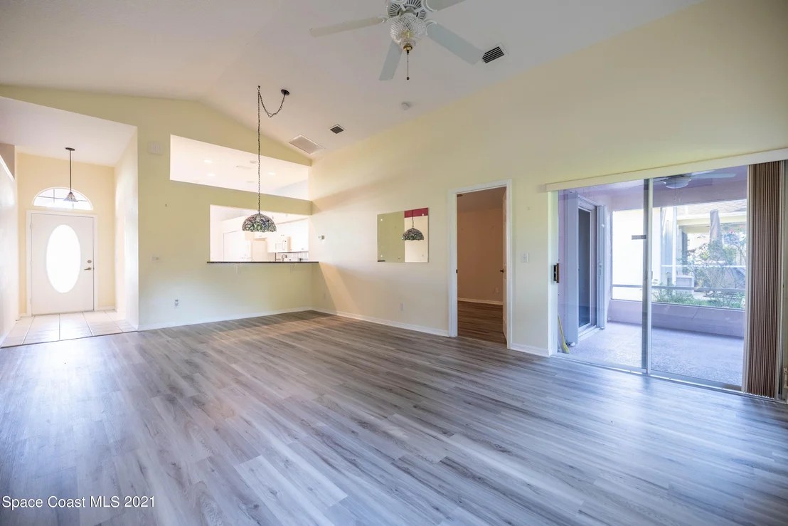 Photo of 2326 Hidden Pine Lane NE