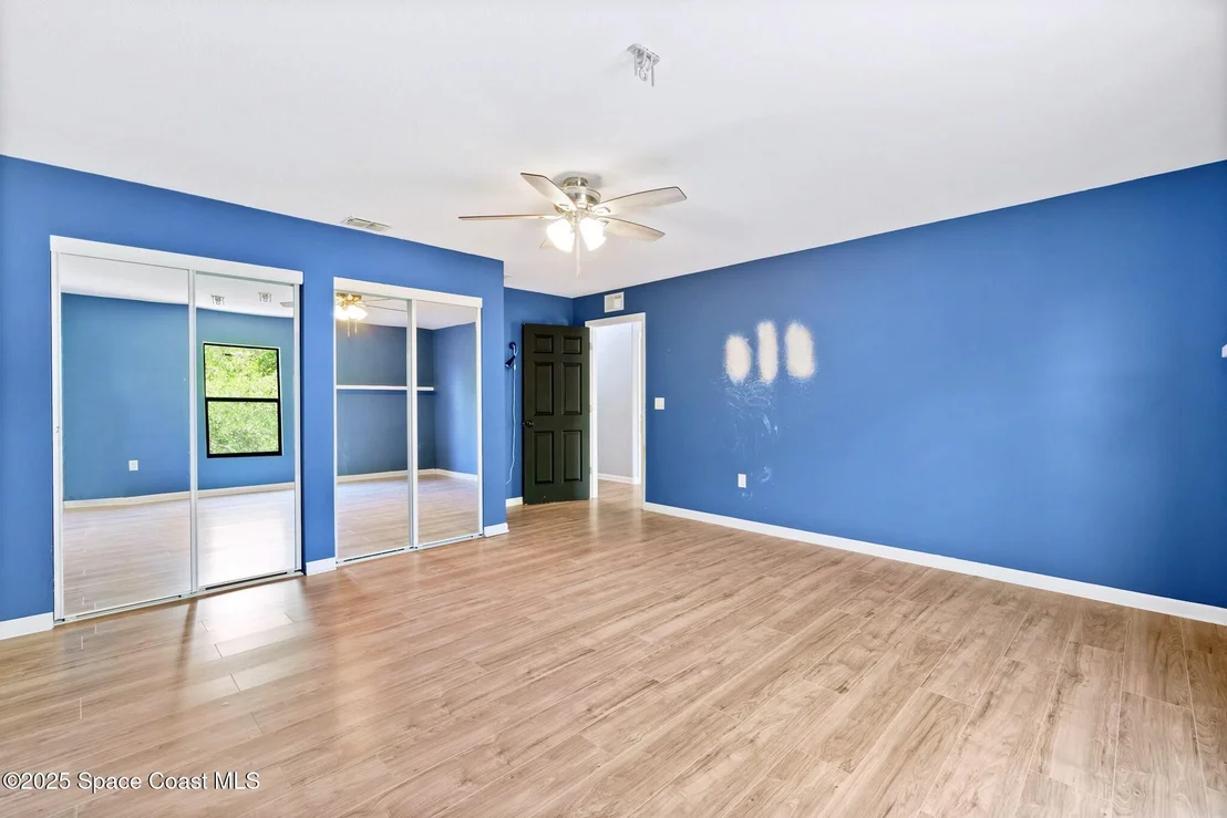 Photo of 404 Dryden Circle