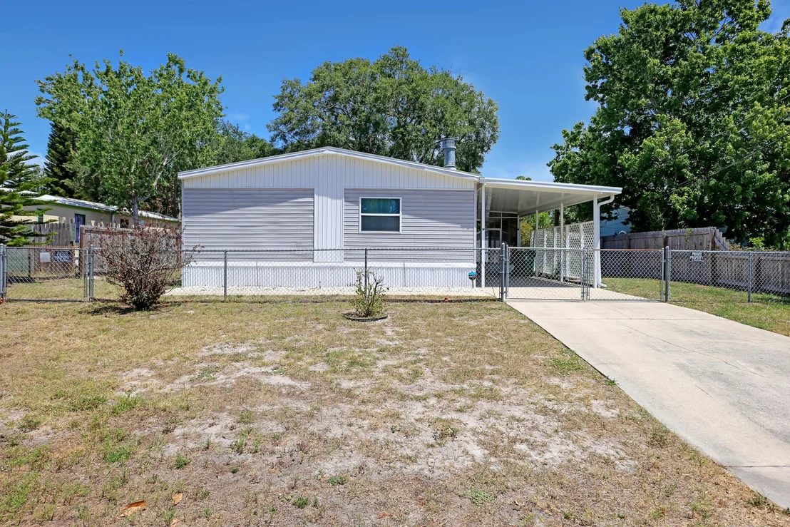 Photo of 376 Robyn Street