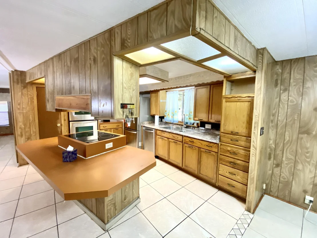 Photo of 2333 Parrish Road