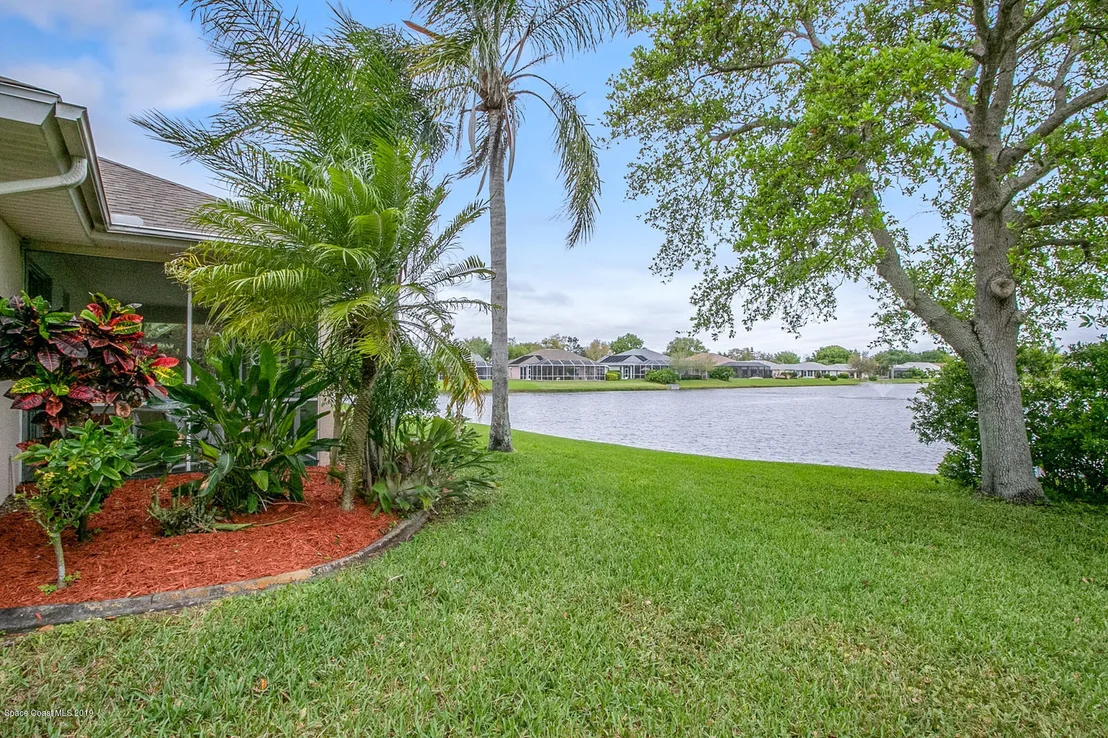 Photo of 4926 Buttonwood Drive