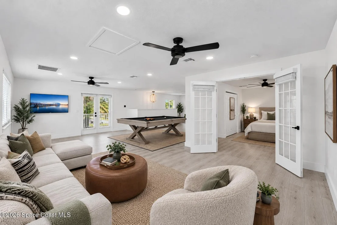 Photo of 470 Seabreeze Drive