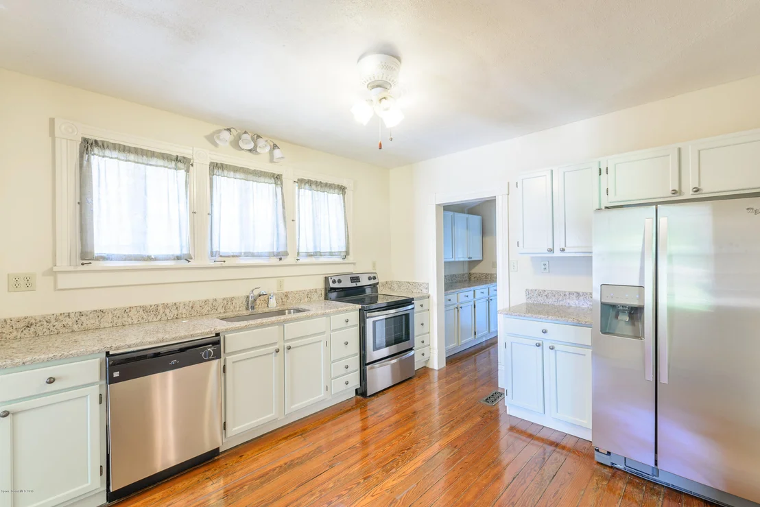 Photo of 36 Barton Avenue