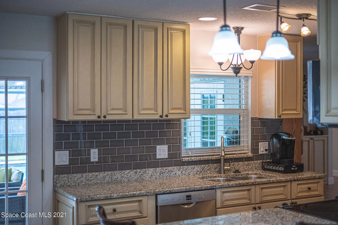 Photo of 845 Berkshire Drive