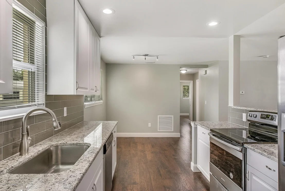 Photo of 1216 Duke Way