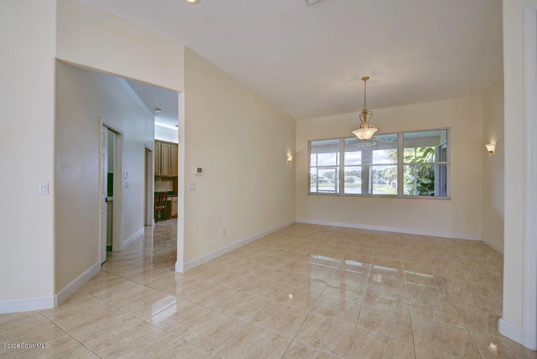 Photo of 843 Spring Oak Drive