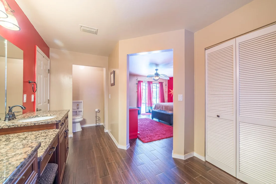 Photo of 1508 Meadowbrook Road NE