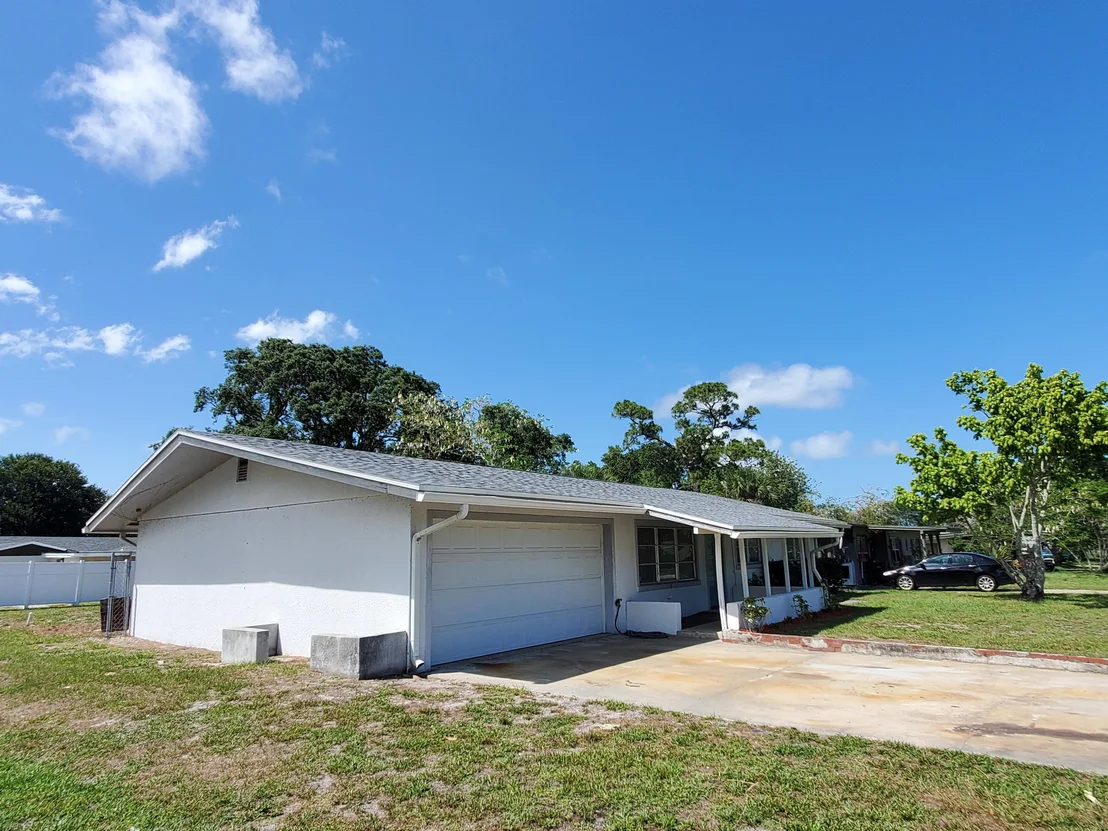 Photo of 2511 Vernon Drive NE
