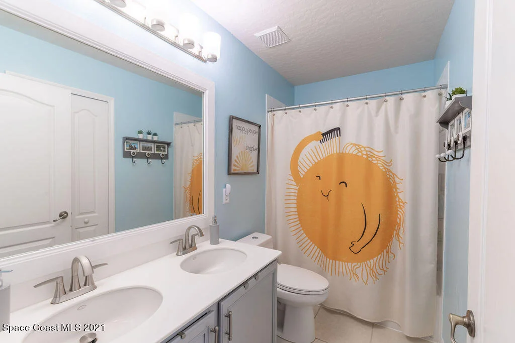 Photo of 4306 Hield Road NW