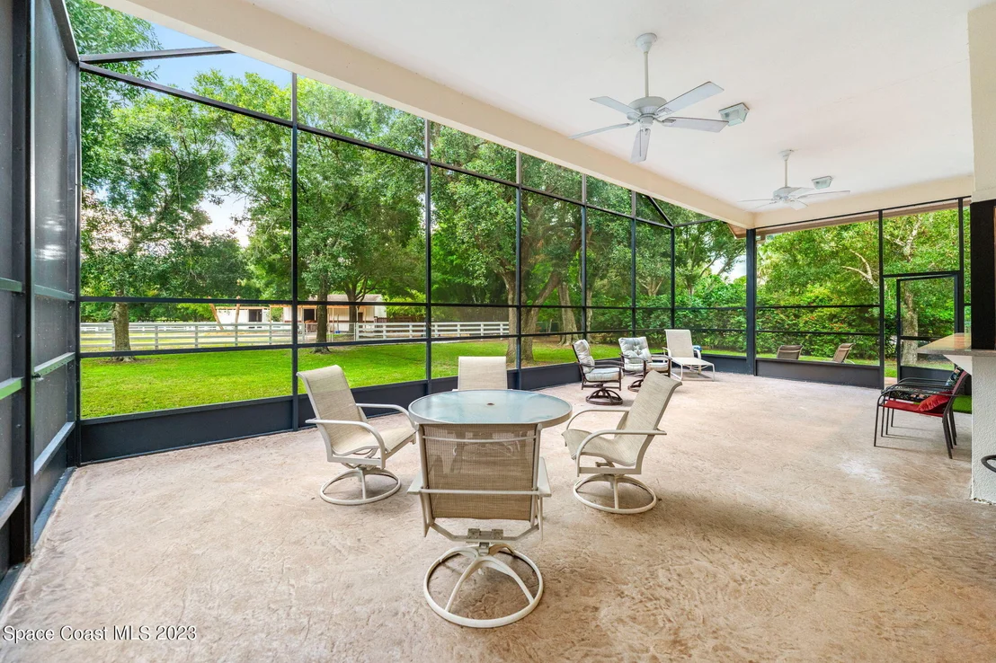 Photo of 2499 Hideaway Lane