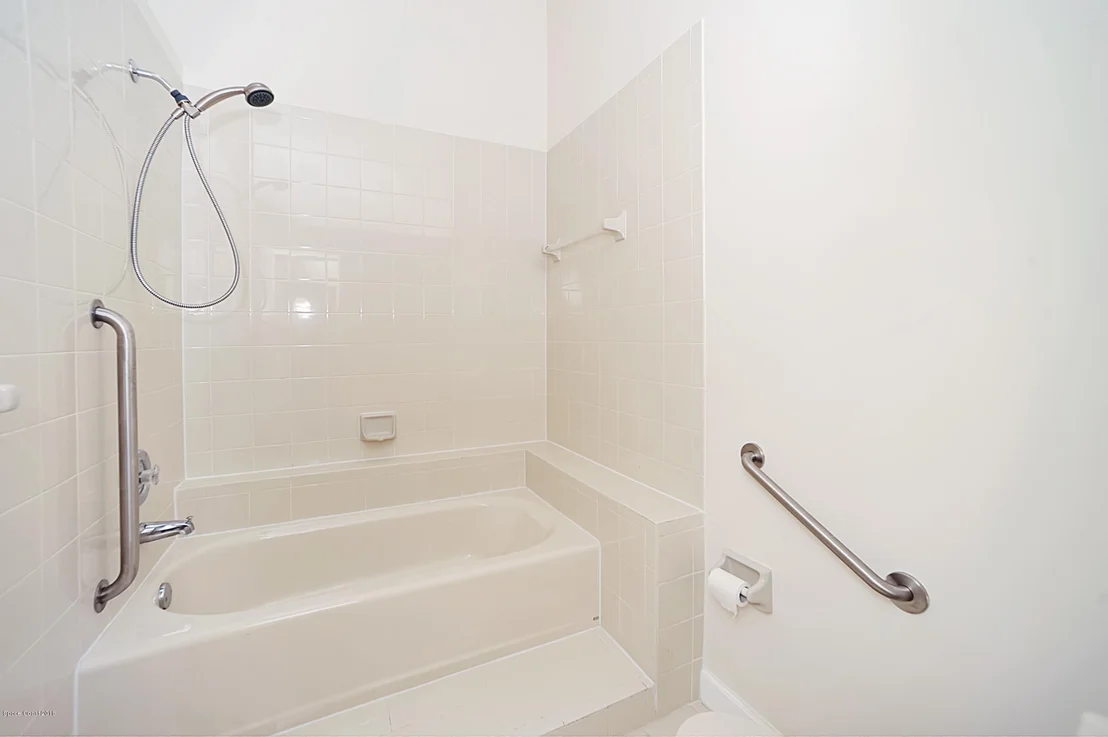 Photo of Unit 1908 at 1908 Parkside Place