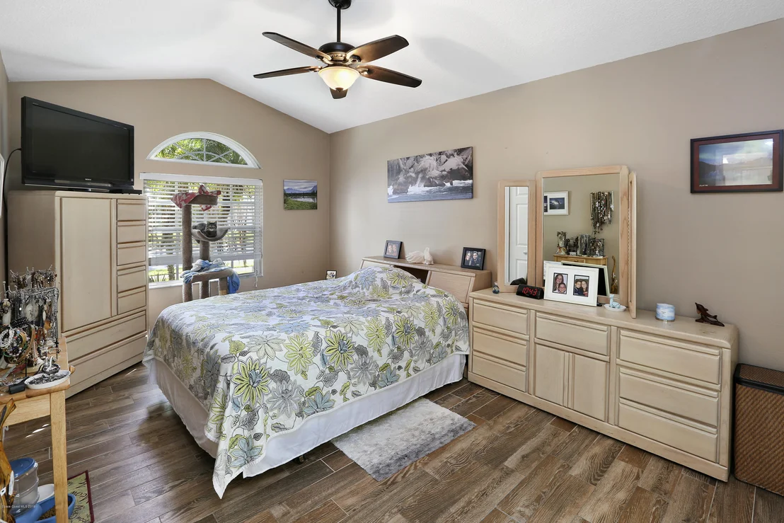 Photo of 3302 Lake View Circle