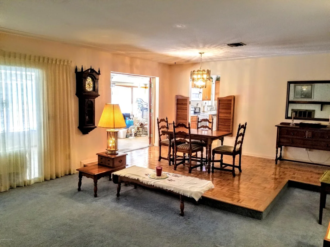 Photo of 945 Bluewater Drive