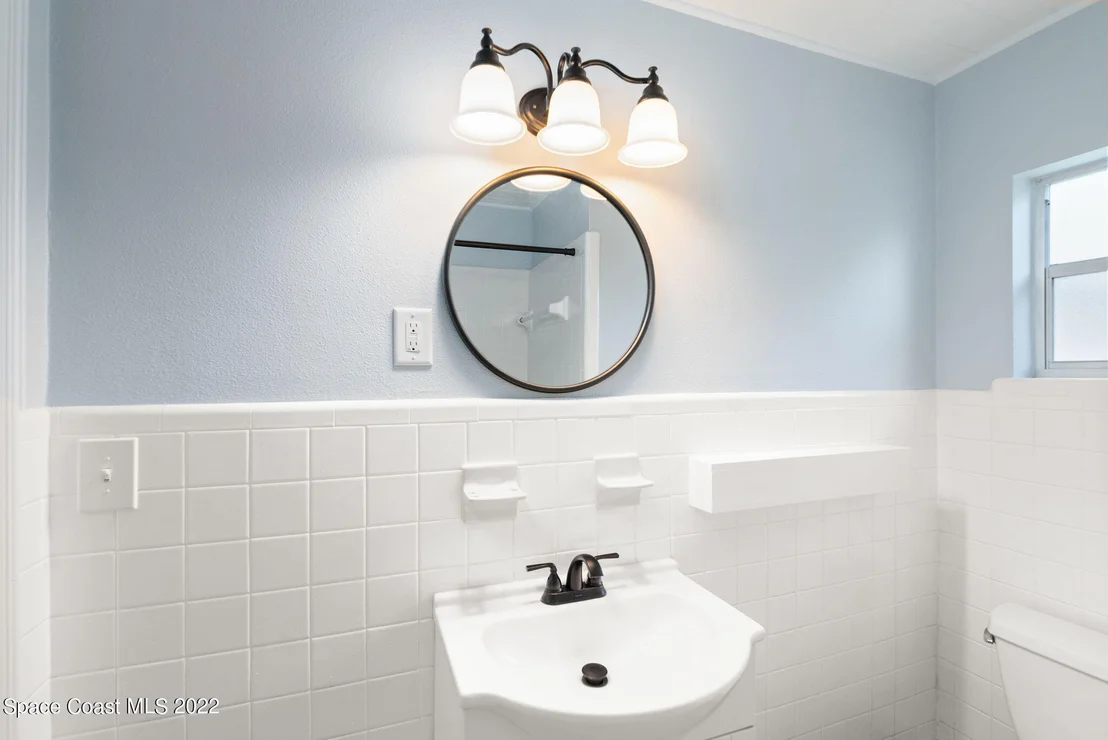 Photo of 323 Tulip Lane