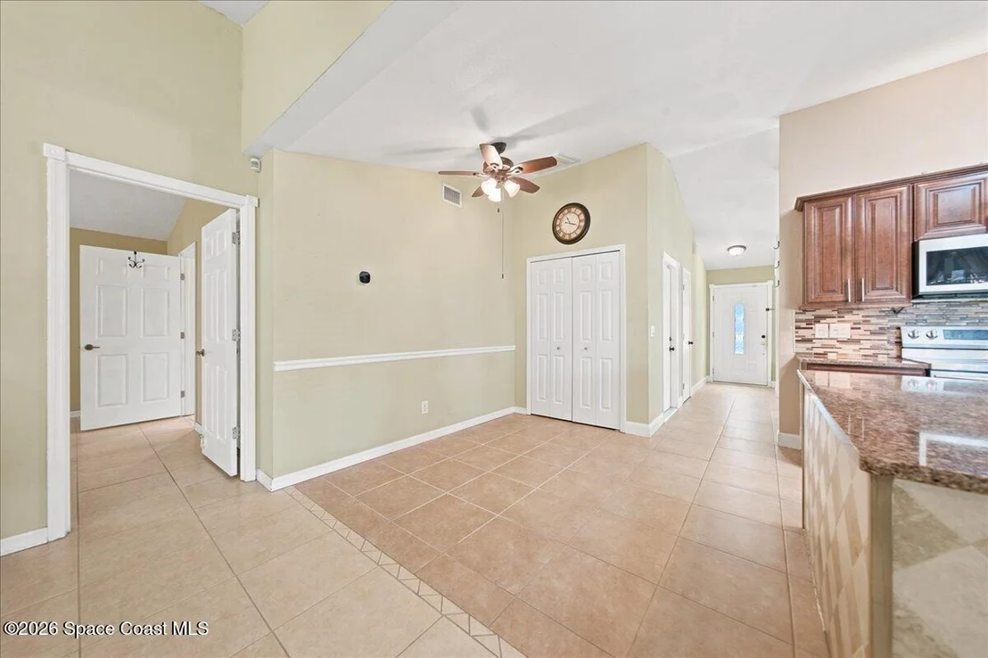 Photo of 813 Emerald Way