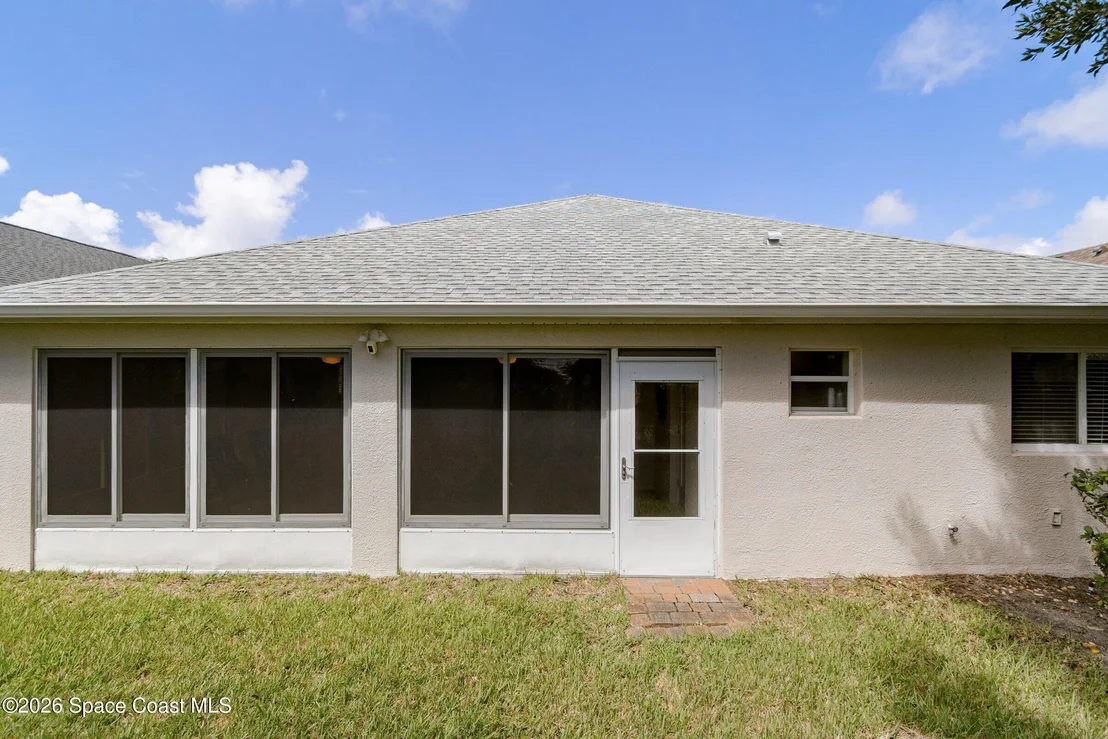 Photo of 7127 Broderick Drive