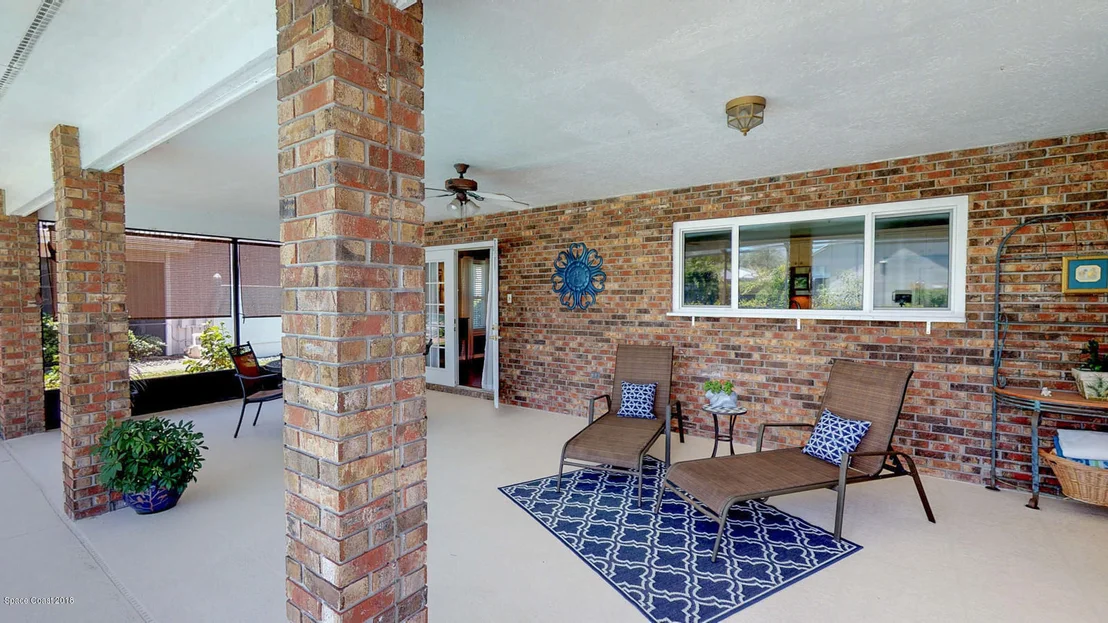 Photo of 685 Woodbridge Drive