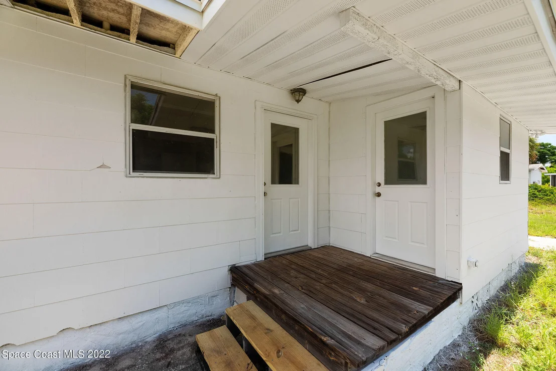 Photo of 1805 W Elm Drive