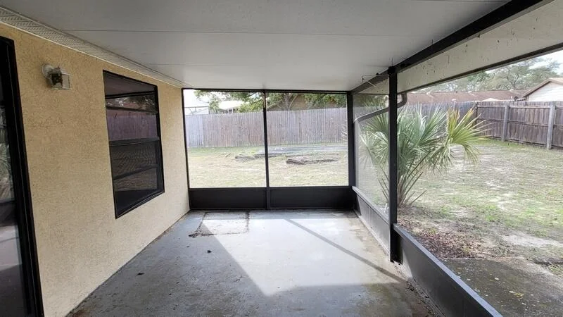 Photo of 6010 Apple Avenue