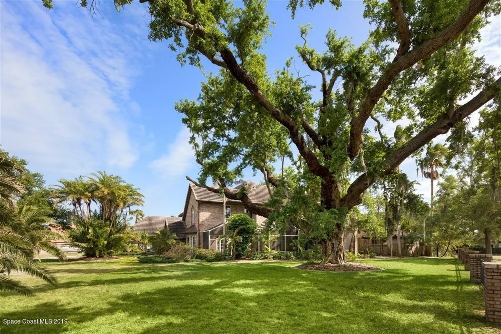 Photo of 155 Utopia Circle