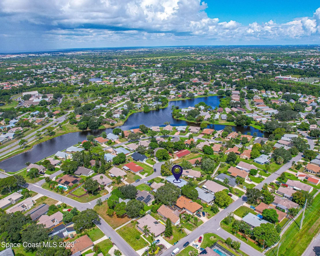 Photo of 245 Applewood Circle