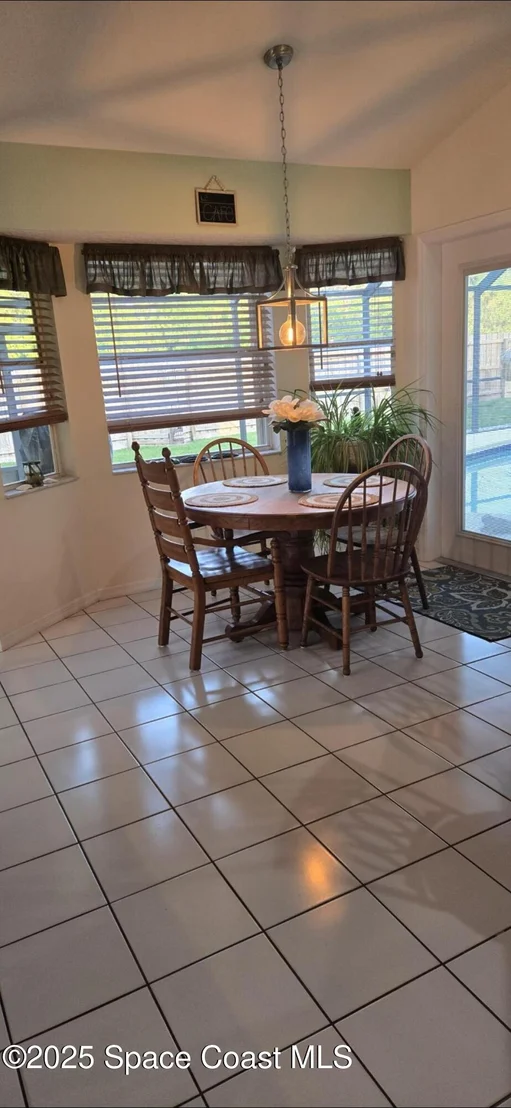Photo of 212 Nemo Circle NE