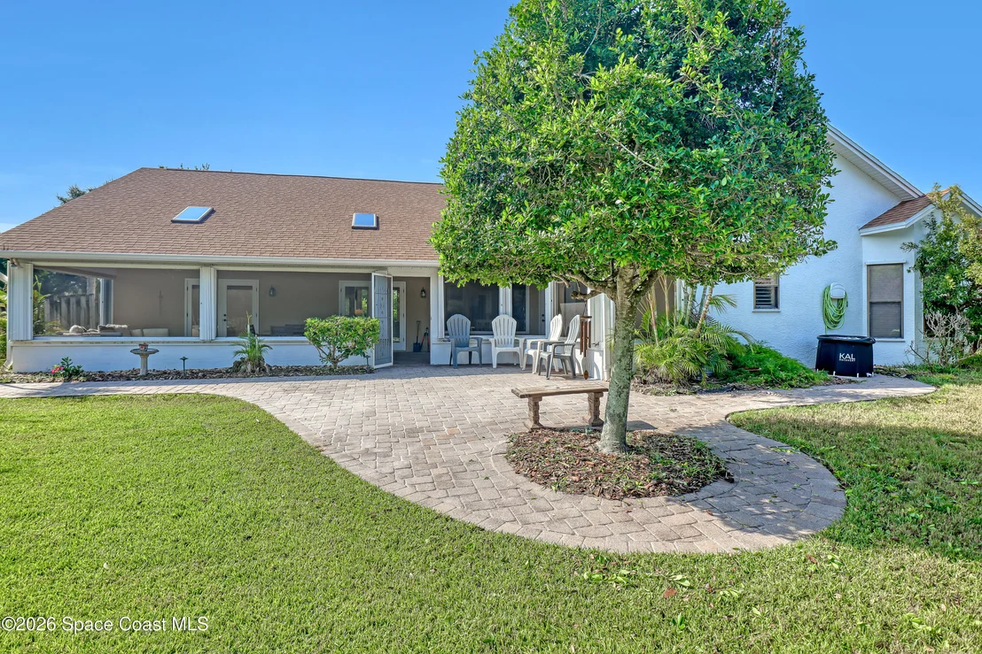 Photo of 402 Peregrine Drive