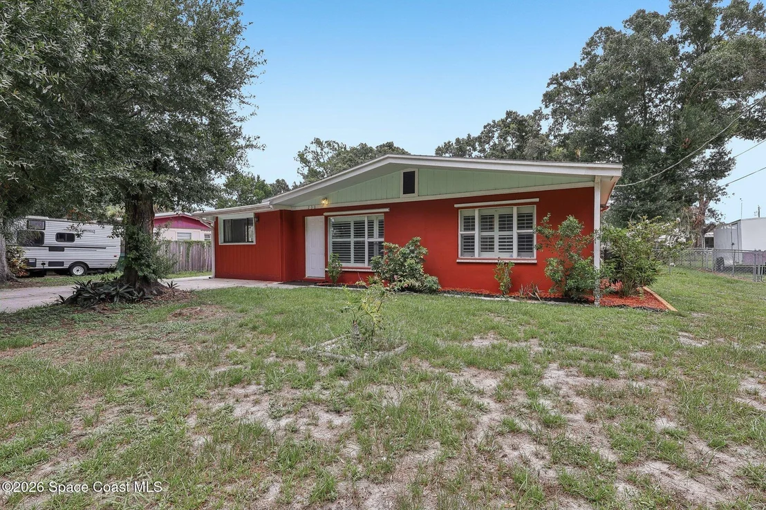 Photo of 230 Gray Road