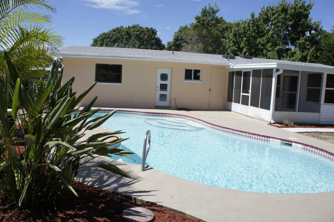 Photo of 2392 Lorna Drive