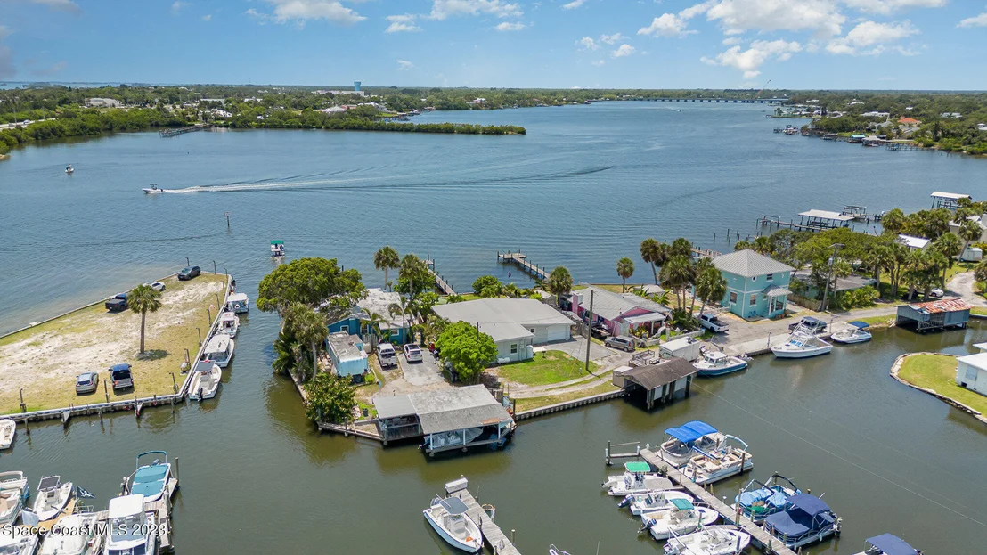 Photo of 3957 Canal Drive
