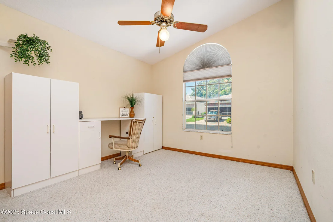 Photo of 955 S South Fork Circle