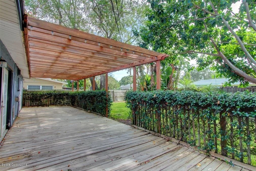 Photo of 991 Demaret Drive