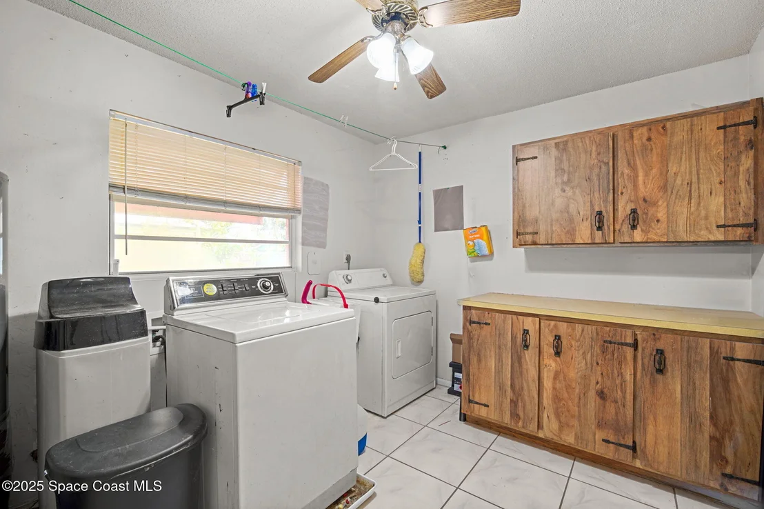 Photo of 1030 Cable Lane NE