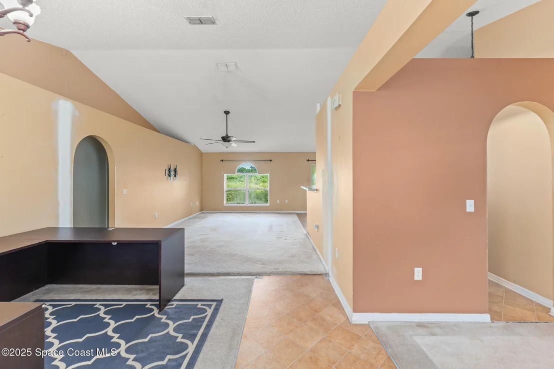 Photo of 6200 Edison Street