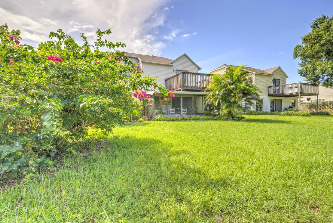 Photo of 1687 Clover Circle
