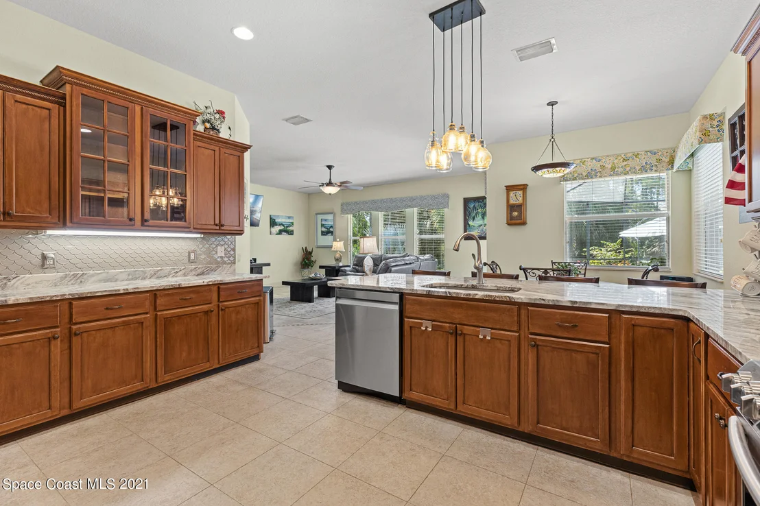 Photo of 170 Ridgemont Circle SE