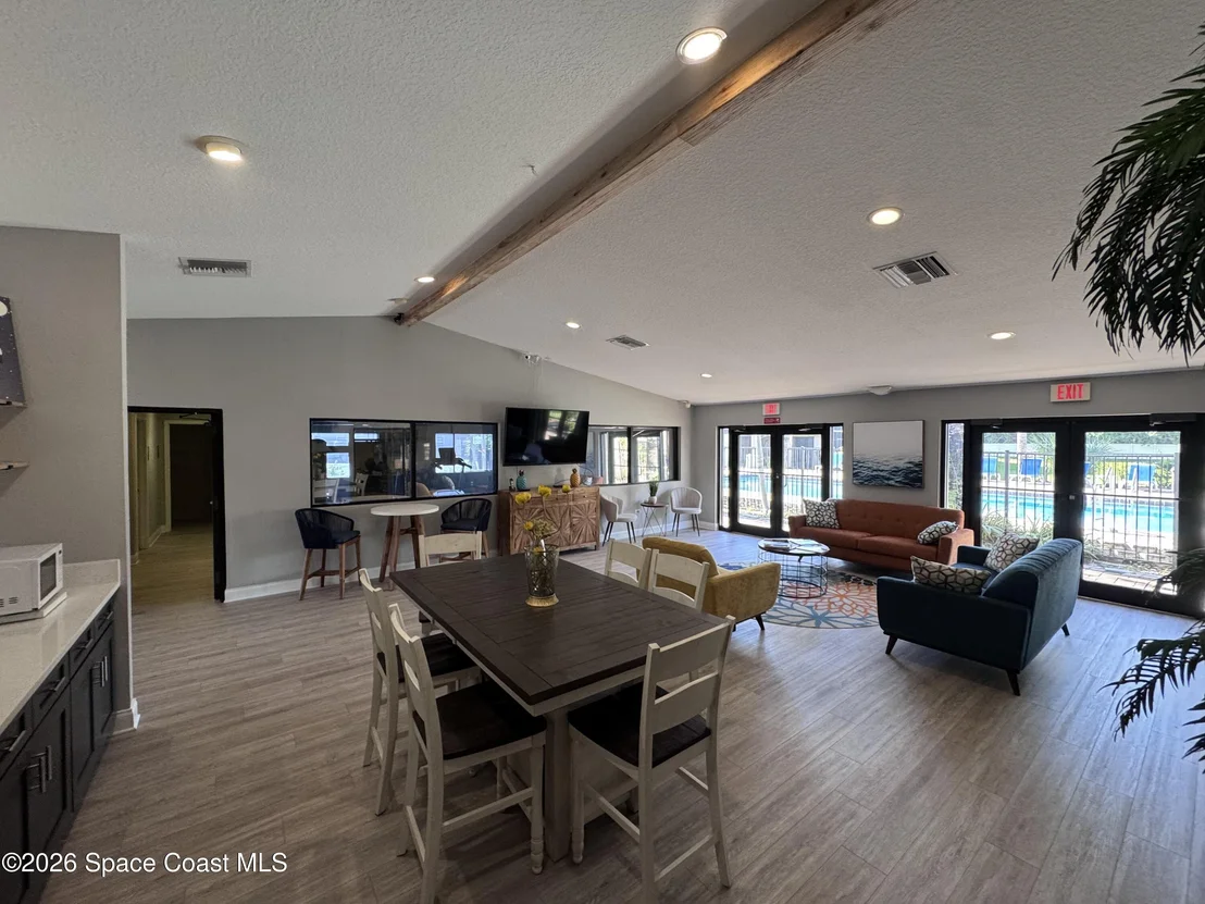 Photo of 2885 Regency Drive