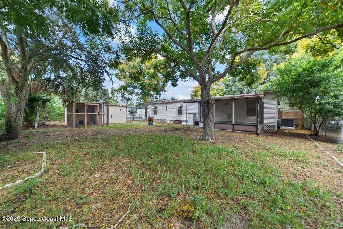 Photo of 6983 Chestnut Drive