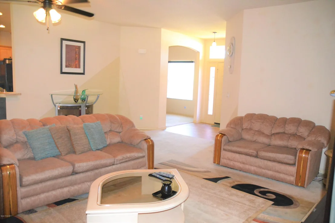 Photo of 1030 Morgan Circle NE