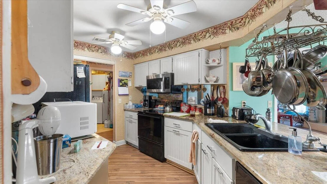 Photo of 5565 Brandon Street