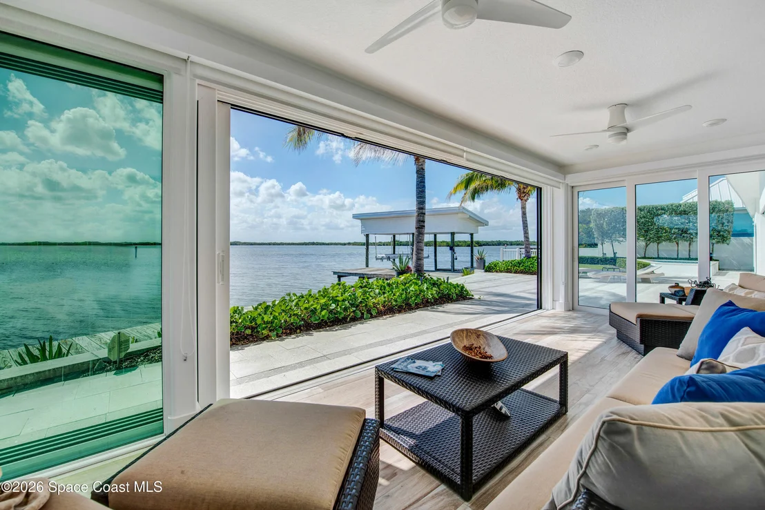 Photo of 93 W Bay Drive