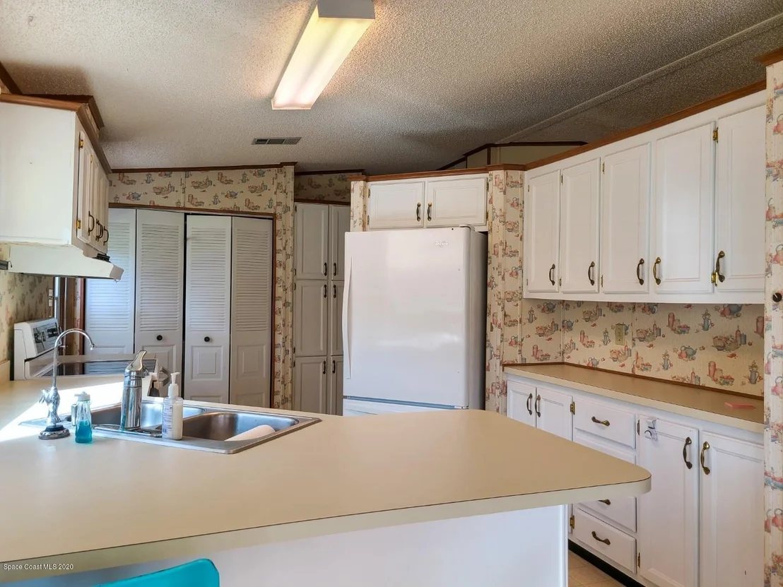 Photo of 137 Rosewood Drive