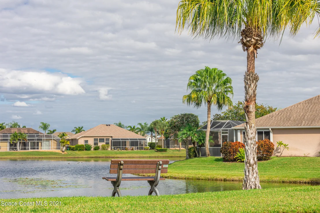 Photo of 2378 Golf Vista Boulevard