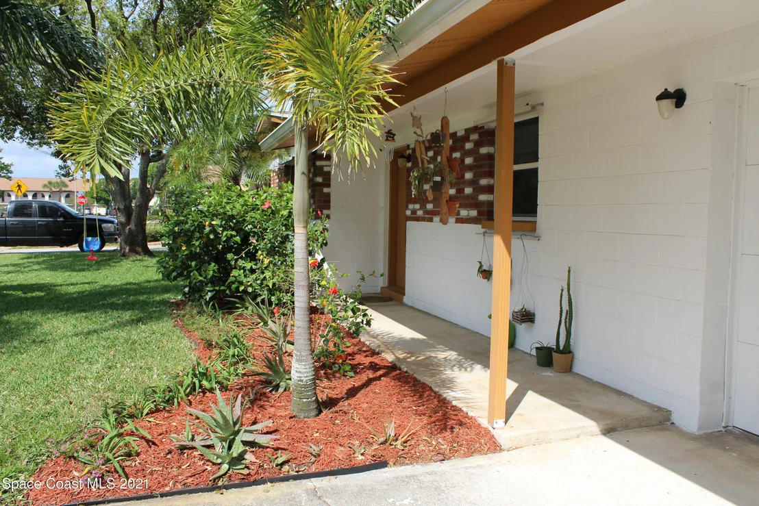 Photo of 992 Sarazen Drive
