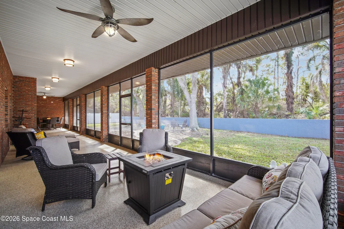 Photo of 572 Lake Ashley Circle