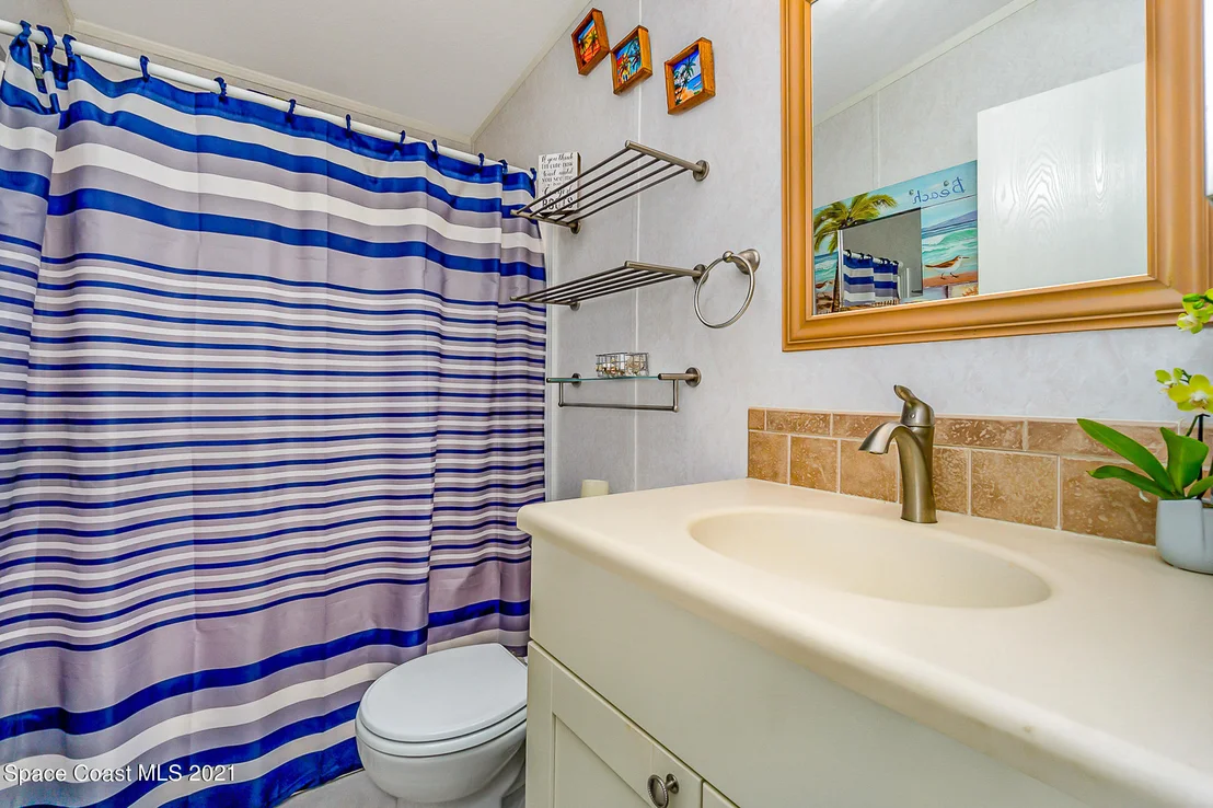Photo of 387 Horseshoe Bend Circle